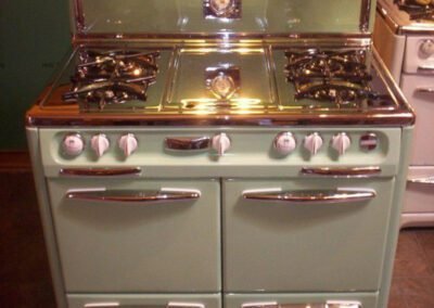 Old-fashion-stove-looking-beautiful