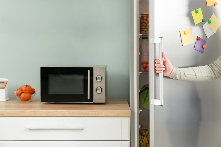 refrigerator-door-issues-west-michigan-appliance-repair-services